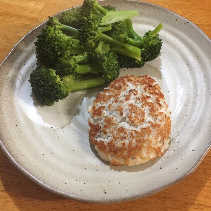 里芋と鶏ミンチで作るあっさりハンバーグ